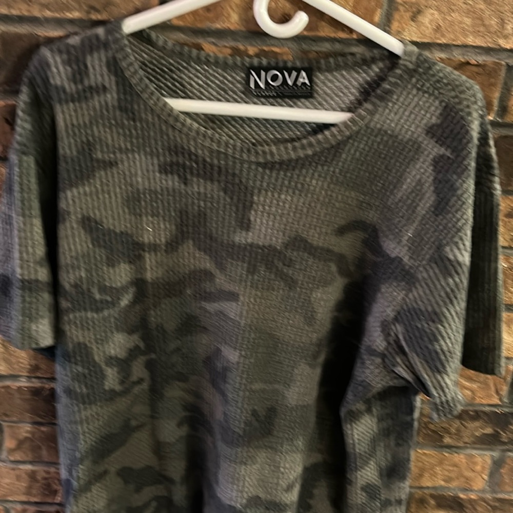 Camaflage t shirt